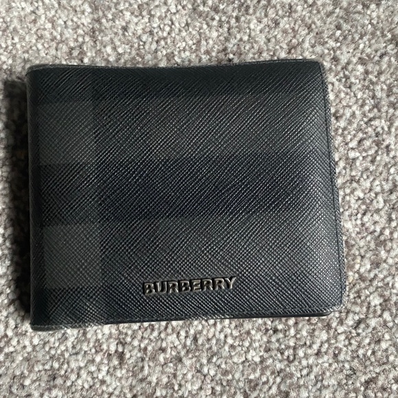 Burberry Men’s Wallet - Picture 1 of 4